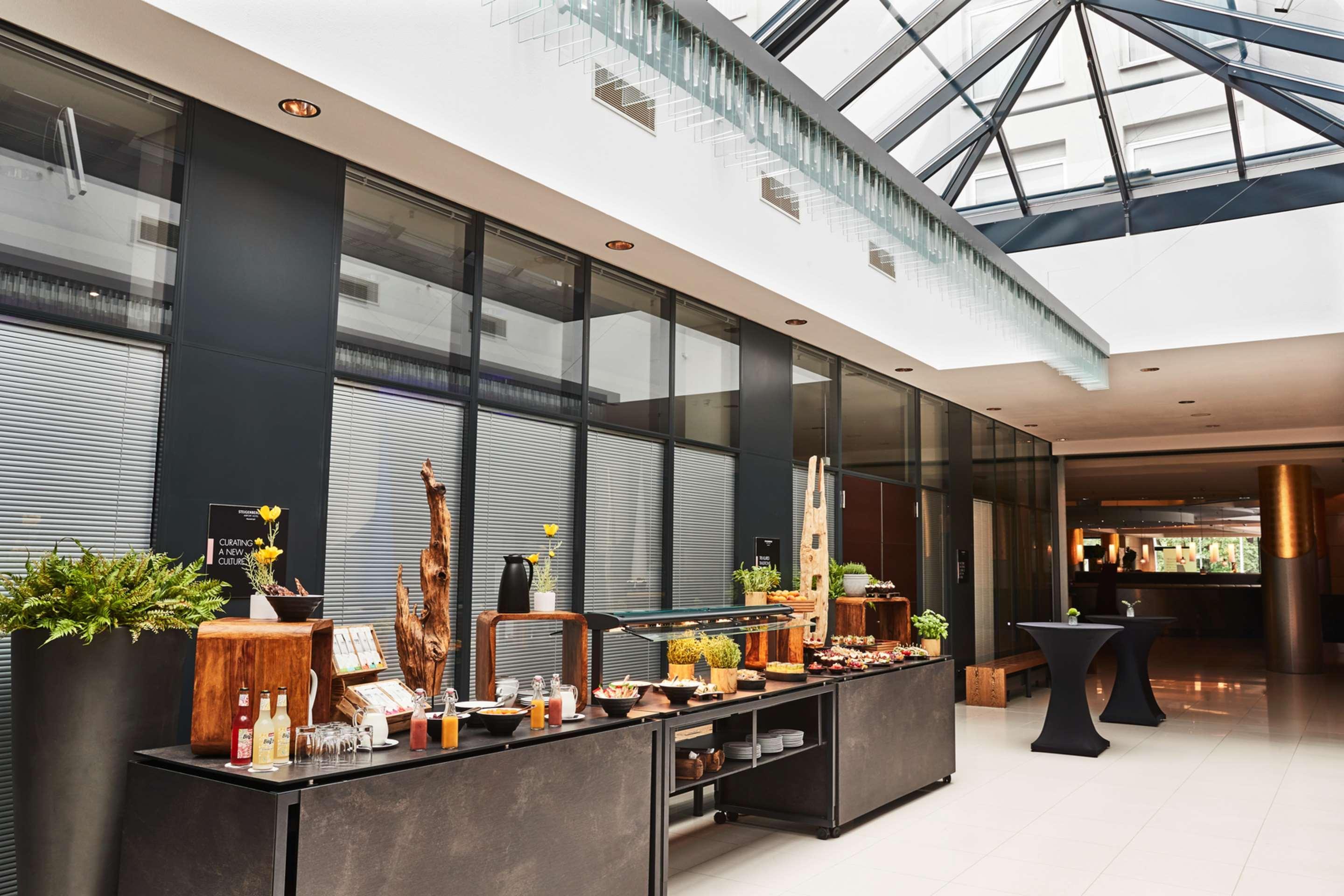ชไตเกนแบร์เกอร์ แอร์พอร์ต โฮเทล แฟรงค์เฟิร์ต Hotel Frankfurt am Main ภายนอก รูปภาพ