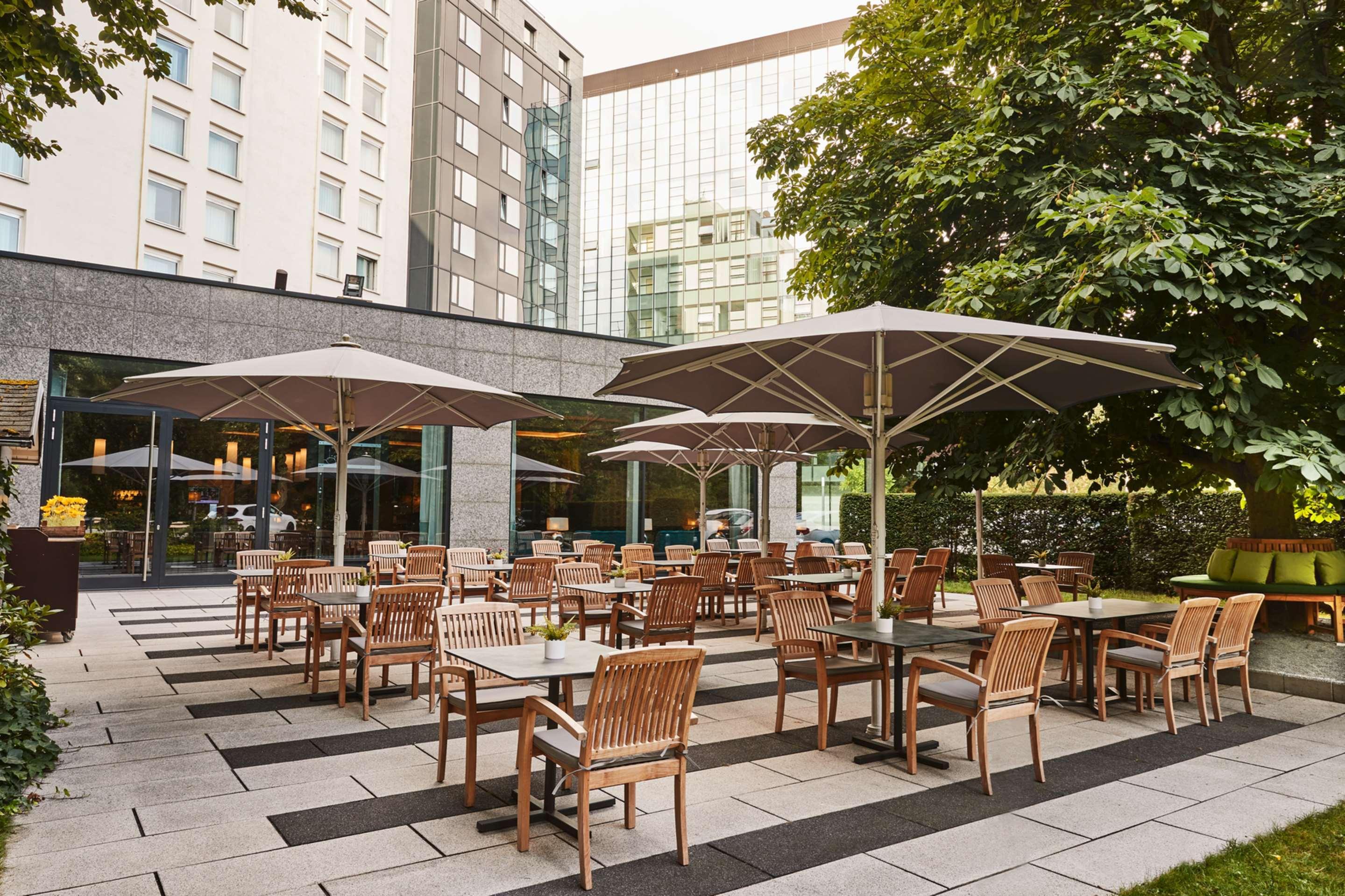ชไตเกนแบร์เกอร์ แอร์พอร์ต โฮเทล แฟรงค์เฟิร์ต Hotel Frankfurt am Main ภายนอก รูปภาพ
