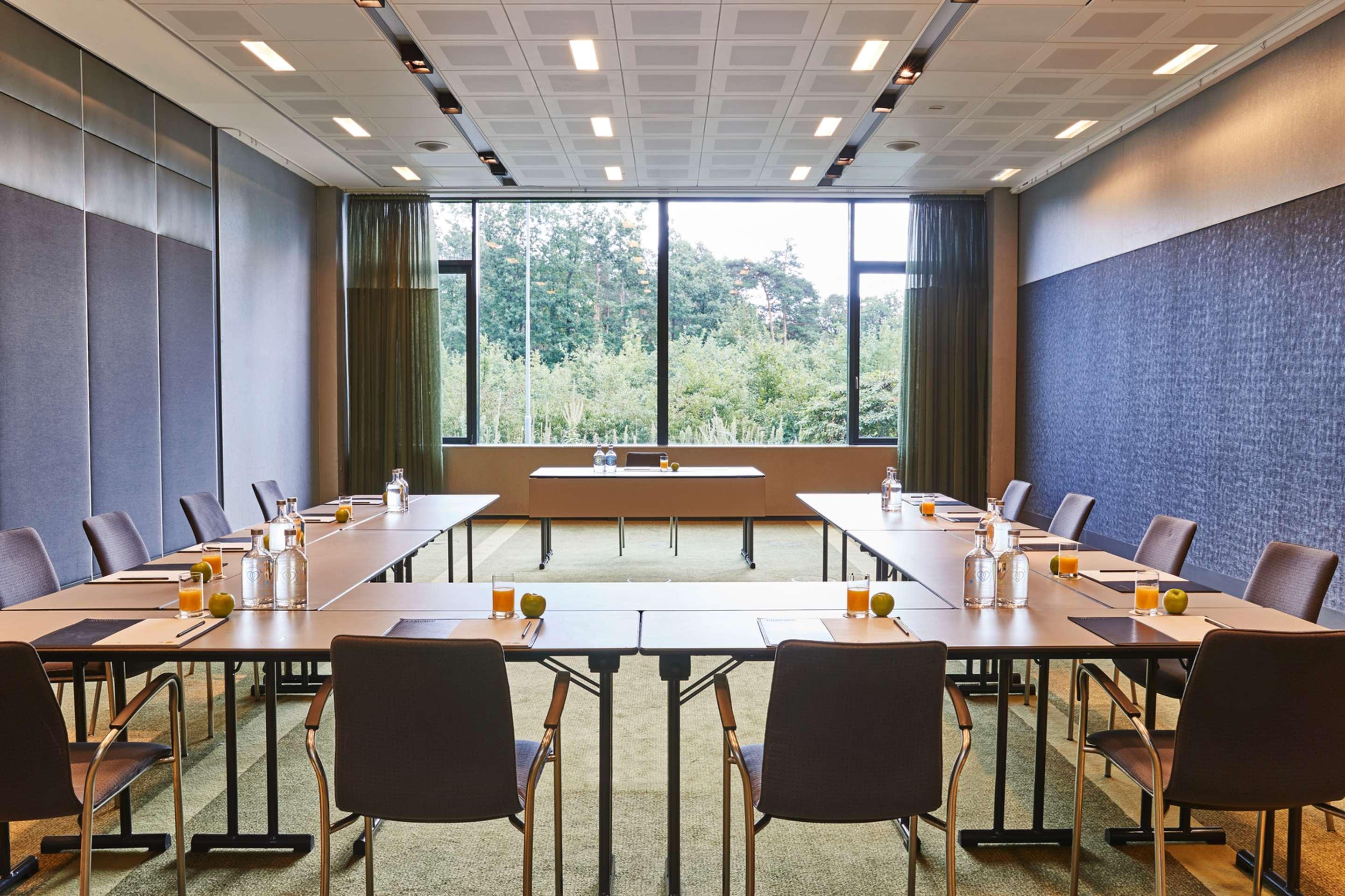 ชไตเกนแบร์เกอร์ แอร์พอร์ต โฮเทล แฟรงค์เฟิร์ต Hotel Frankfurt am Main ภายนอก รูปภาพ