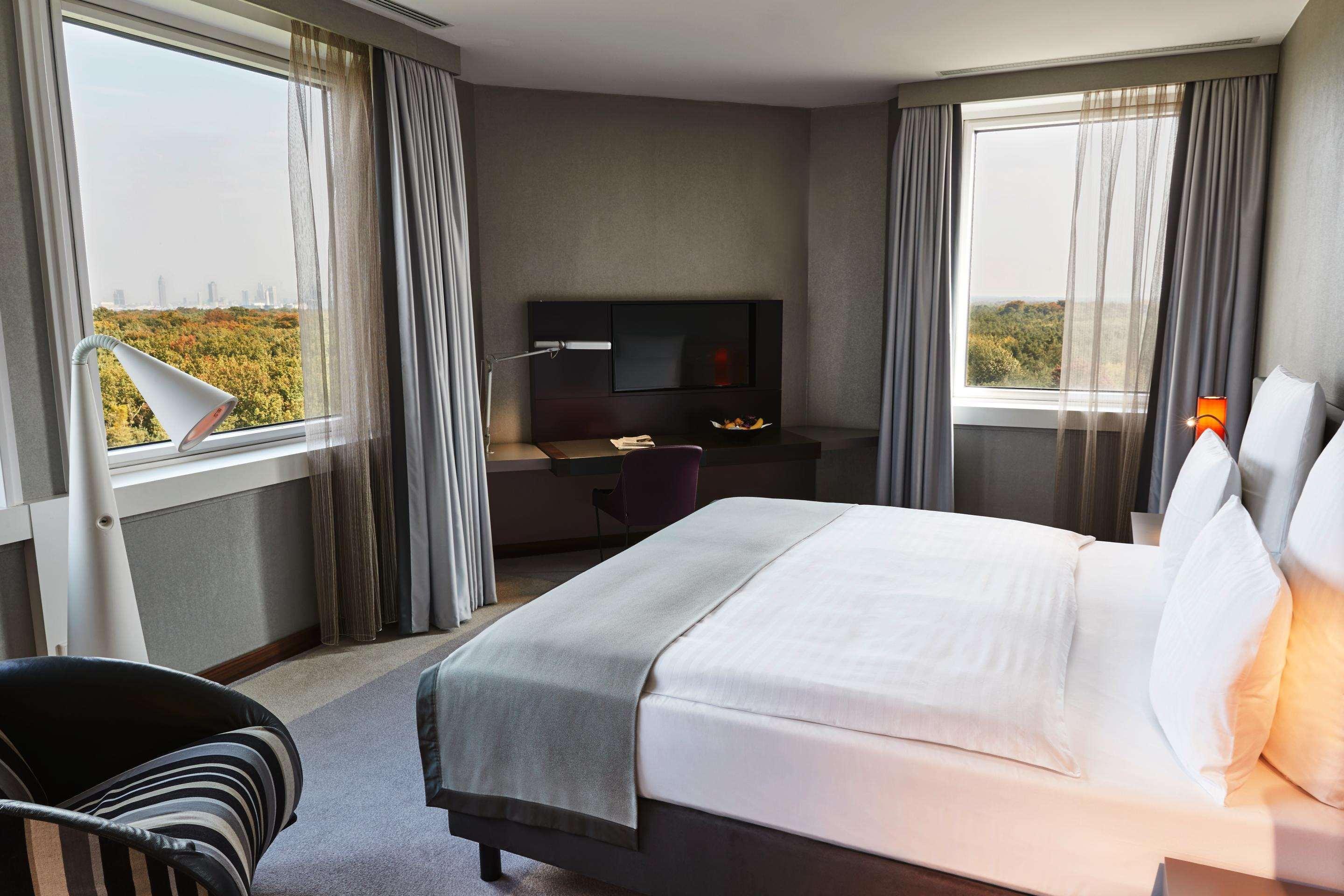 ชไตเกนแบร์เกอร์ แอร์พอร์ต โฮเทล แฟรงค์เฟิร์ต Hotel Frankfurt am Main ภายนอก รูปภาพ