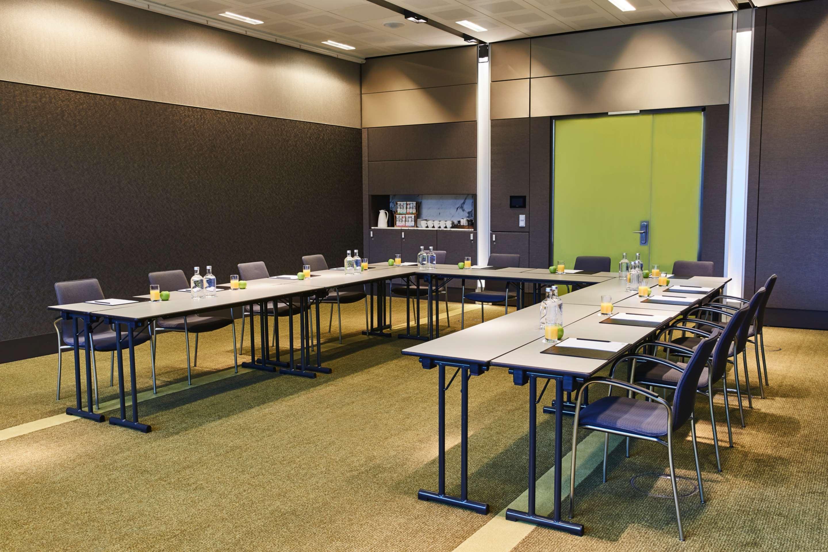 ชไตเกนแบร์เกอร์ แอร์พอร์ต โฮเทล แฟรงค์เฟิร์ต Hotel Frankfurt am Main ภายนอก รูปภาพ
