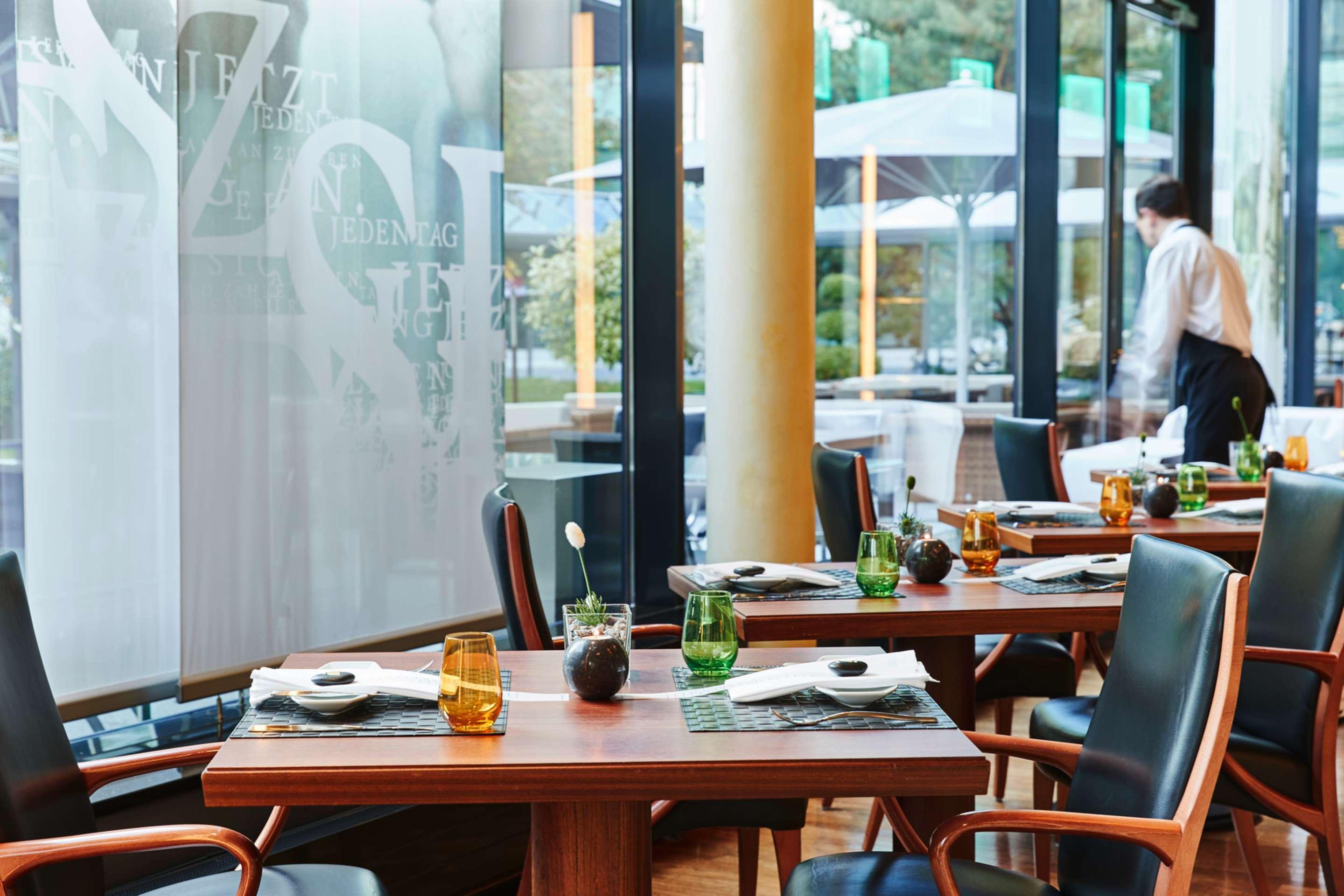 ชไตเกนแบร์เกอร์ แอร์พอร์ต โฮเทล แฟรงค์เฟิร์ต Hotel Frankfurt am Main ภายนอก รูปภาพ